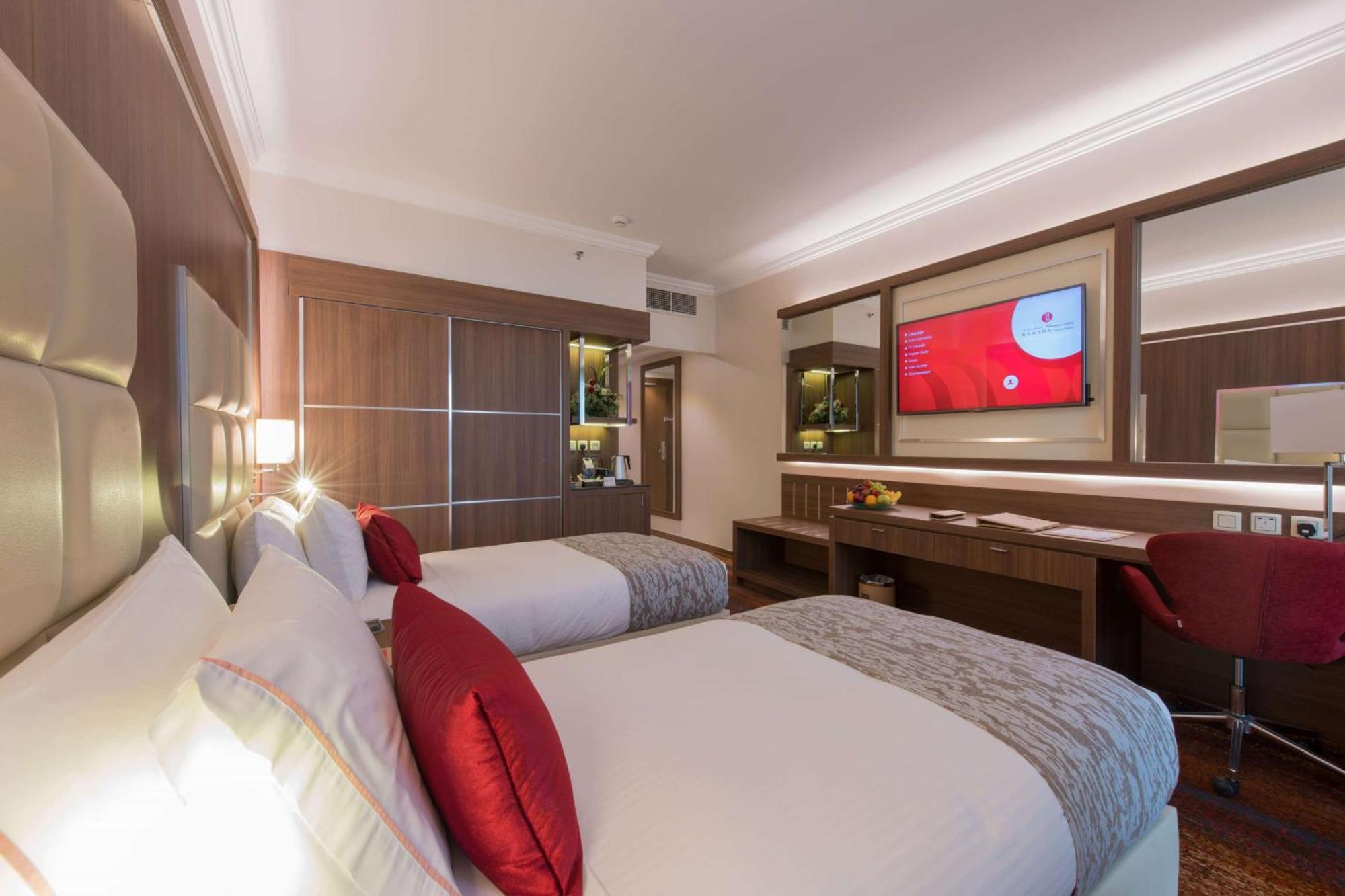 Ramada By Wyndham Continental Jeddah Hotel Buitenkant foto